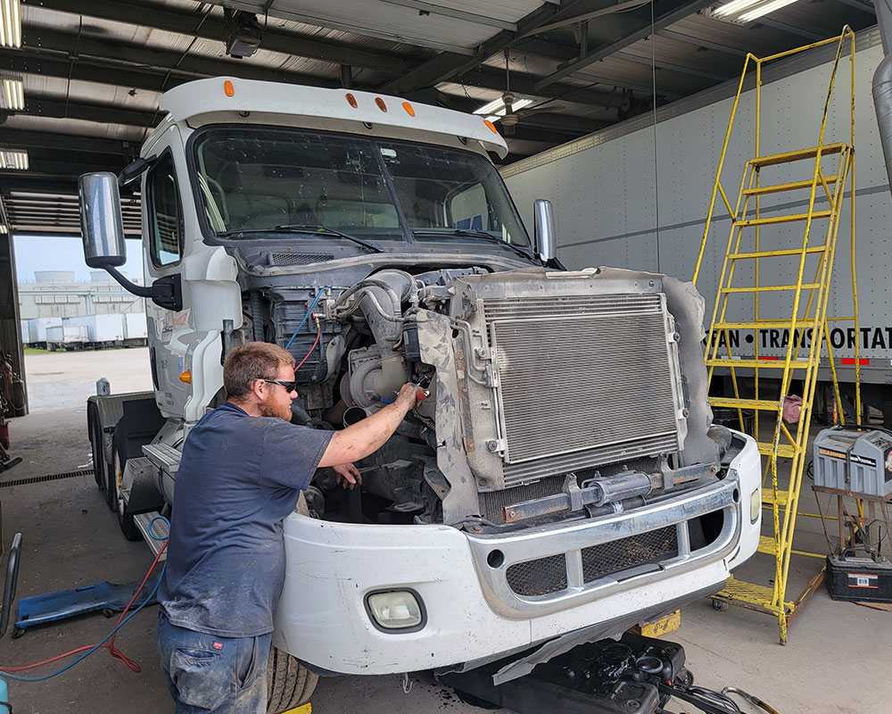 decatur trailer sales & service semi-truck repair decatur illinois