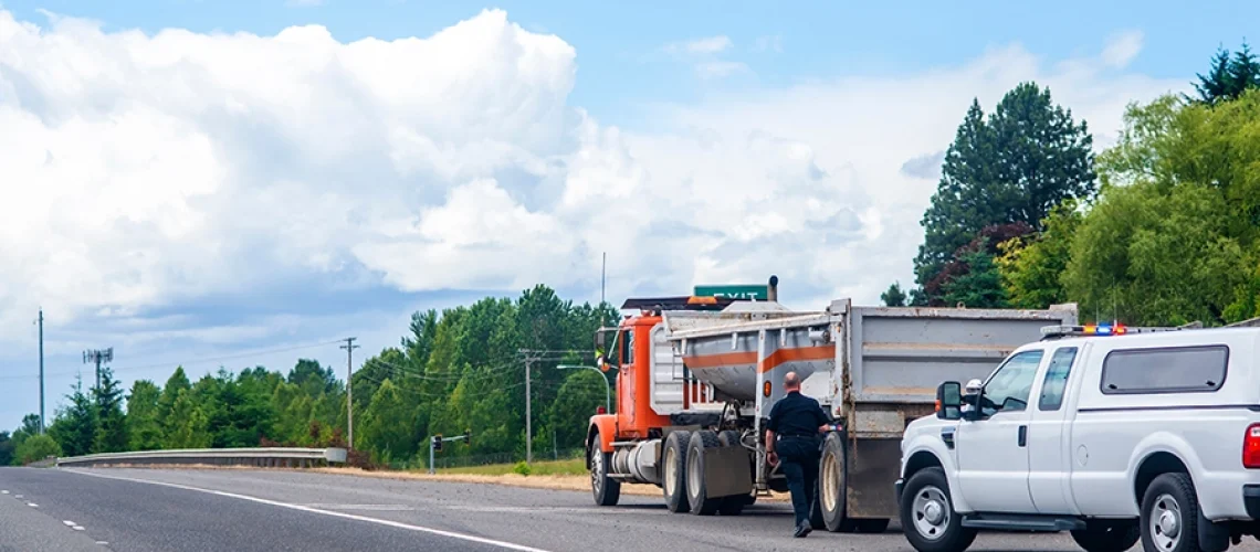 Roadside DOT inspection being performed in Decatur, IL